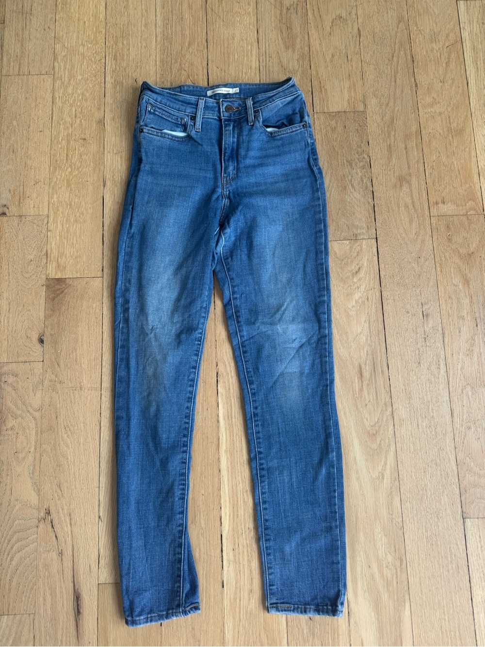Levi's Women's Skinny Jeans - Blue Wash
